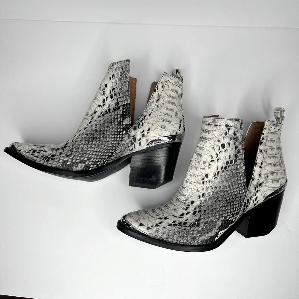 Jeffrey Campbell Cromwell Pointed Snake Python Cut-Out Leather Ankle Booties Sz8 - Picture 3 of 9